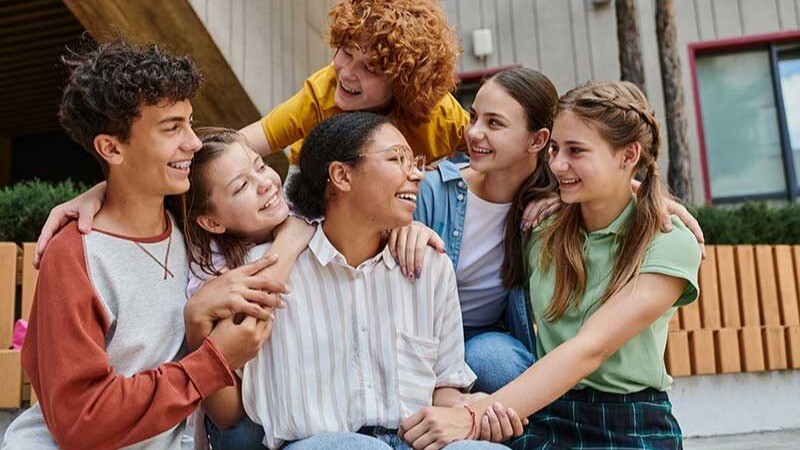 Peer Pressure in Teen Relationships